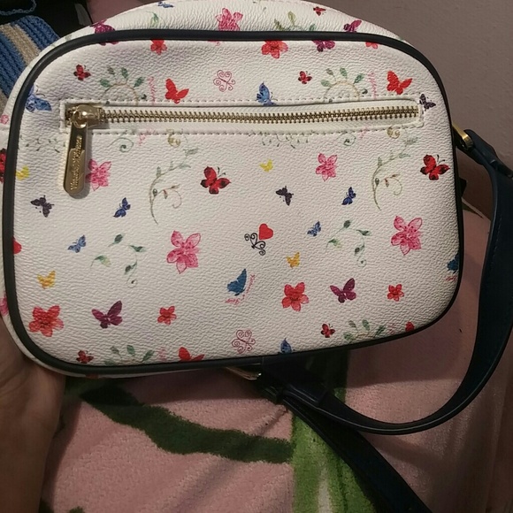 Italian brand small handbag - Picture 3 of 7